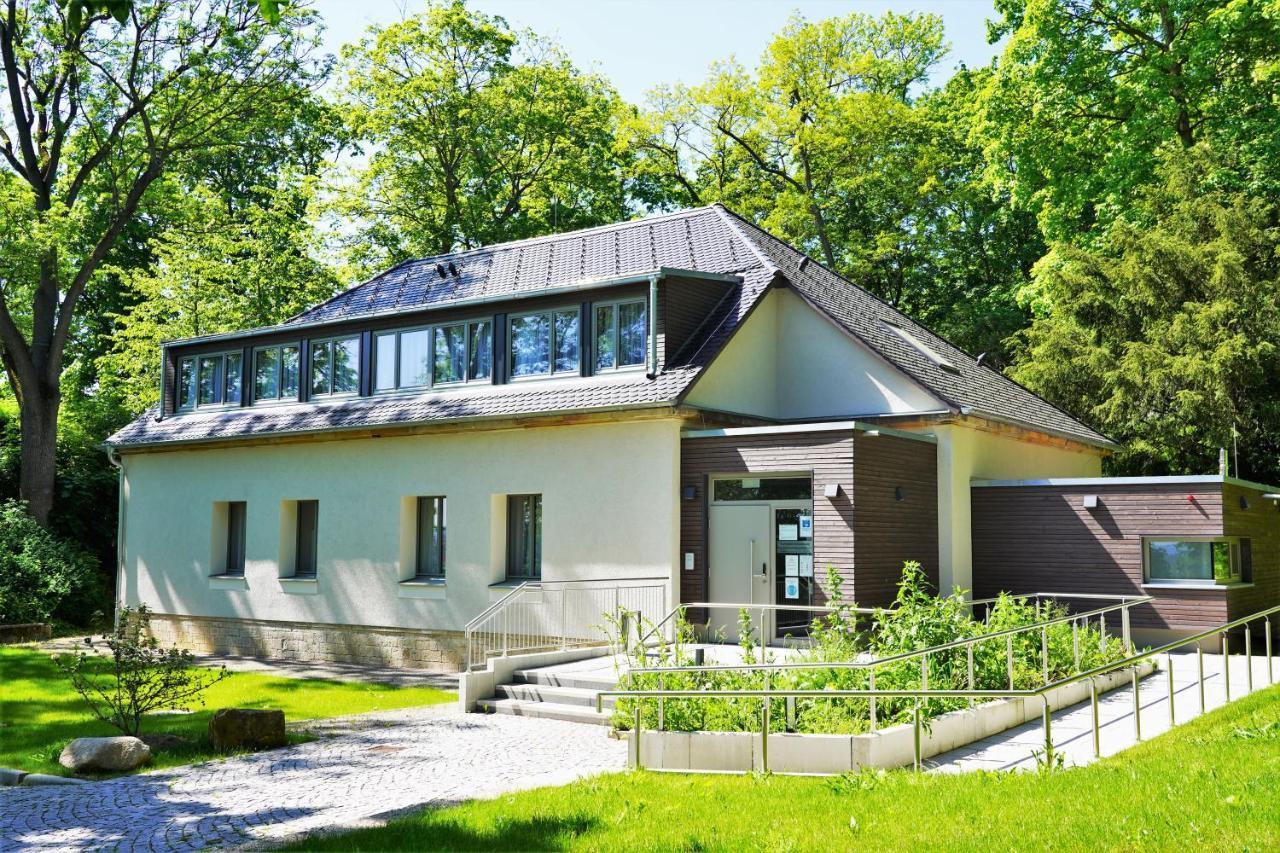 Pulverhuette Gaestehaus Im Egapark - Ein Projekt Der Lebenshilfe Erfurt Service Ggmbh Dış mekan fotoğraf